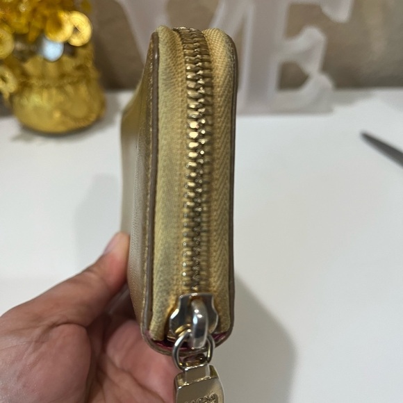 MCM GOLD KEY HOLDER WALLET - Picture 8 of 16